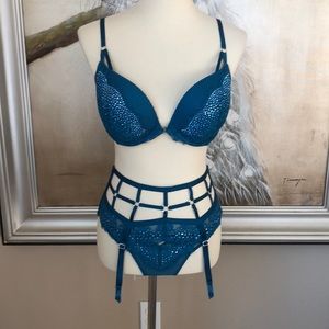 Victoria Secret Teal Bra
